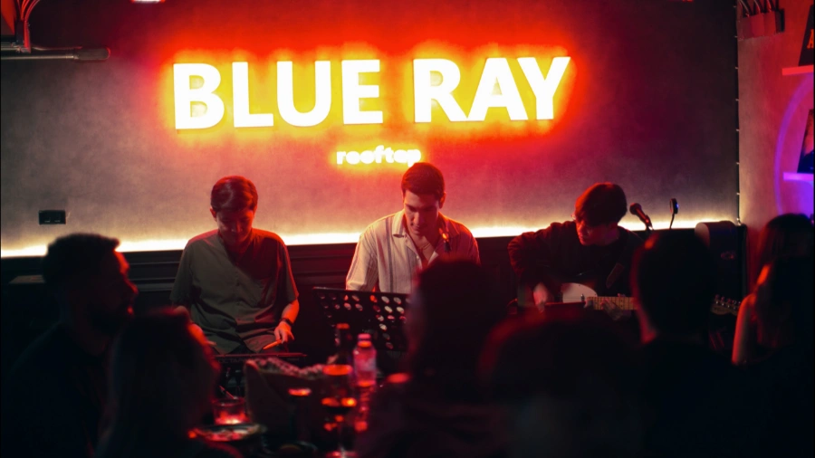 Night atmosphere at BlueRayBar Rooftop