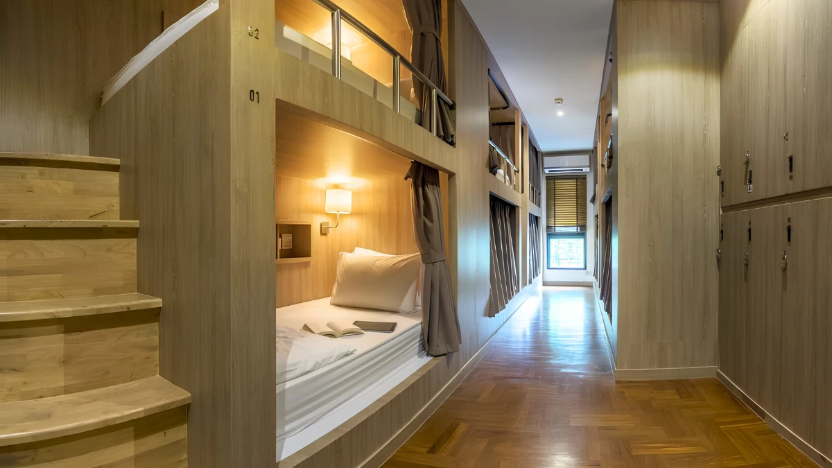 1 Person In 20 Beds Dormitory Mix atmosphere at The Poshtel Bangkok By Benya